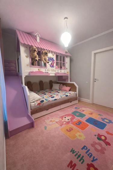 Apartament cu 3 camere în Băneasa