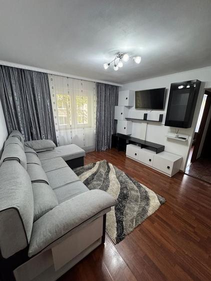 Apartament cu 2 camere decomandat în Brâncoveanu