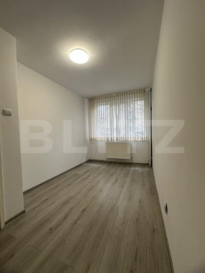 Apartament cu 3 camere decomandat în Tudor