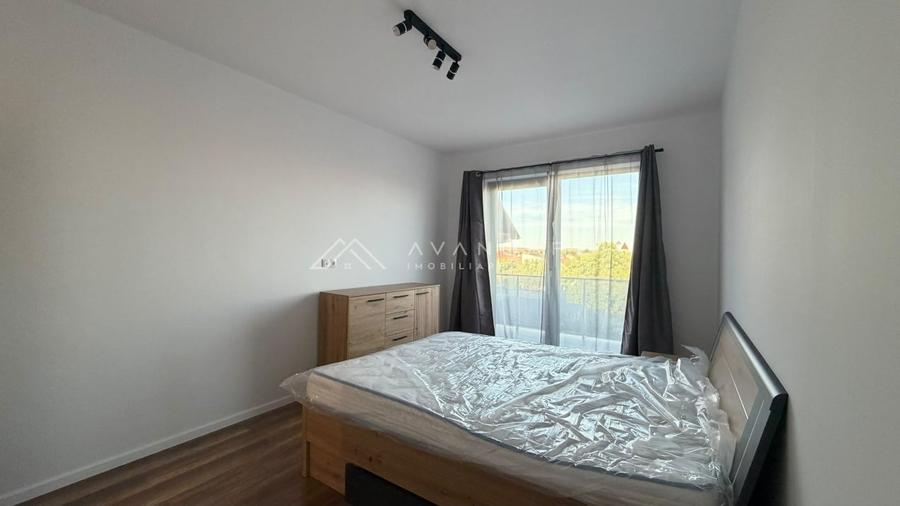 Apartament cu 3 camere semidecomandat, mobilat în Someșeni