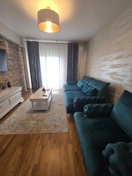 Apartament cu 2 camere decomandat în Exterior Vest