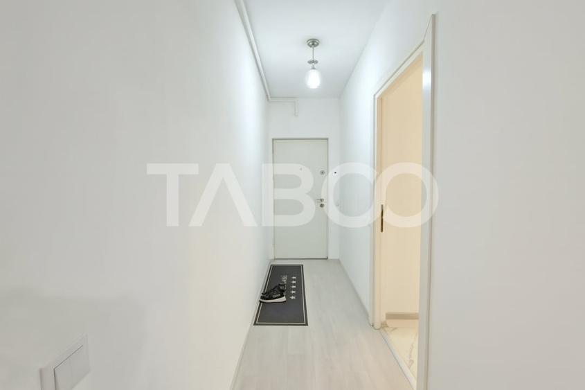 Apartament cu 3 camere decomandat, mobilat în Turnișor