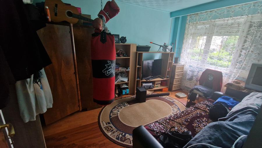 Apartament cu 2 camere semidecomandat în Astra