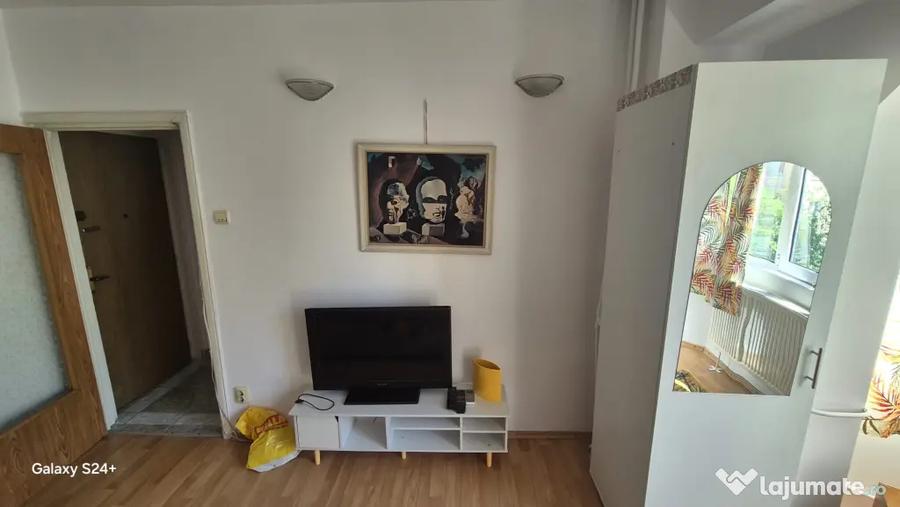 Garsonieră semidecomandată în Tineretului