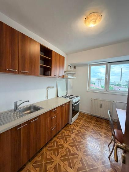 Apartament cu 2 camere semidecomandat în Berceni