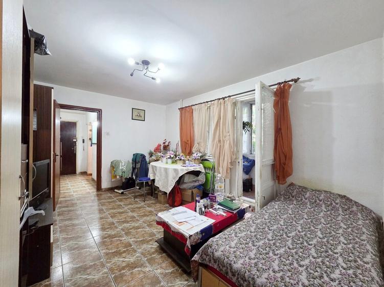 VANZARE 3 CAMERE - STR. COVASNA - PARCARE - C-TIN BRANCOVEANU - 2
