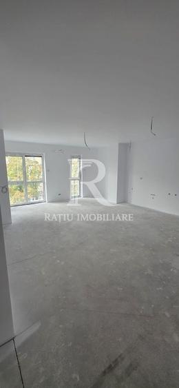 Apartament cu 2 camere decomandat în Iosia