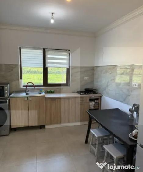 Casă cu 2 camere cu Teren 650 Mp în Central