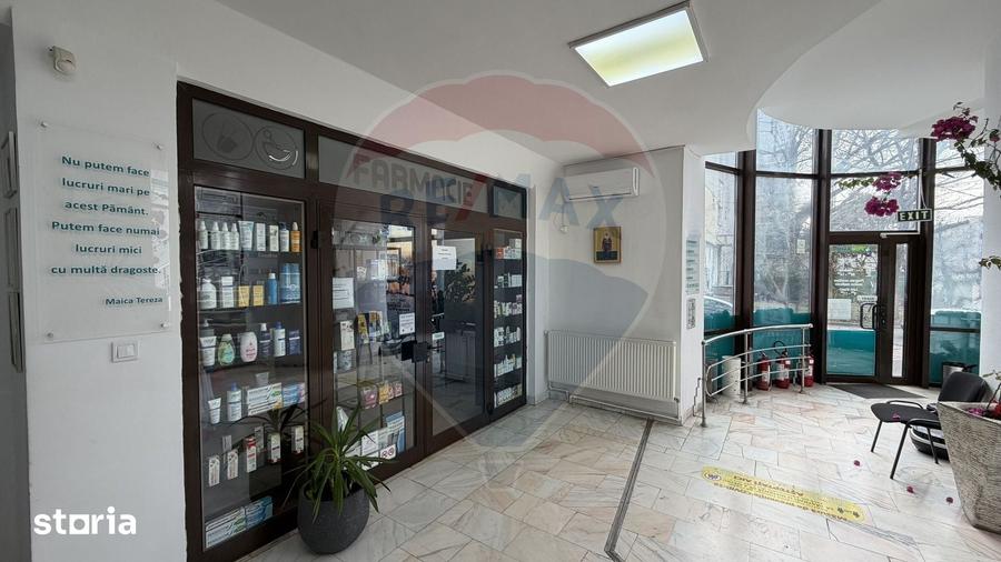 Spațiu comercial, de 60 mp, în Piața Centrală