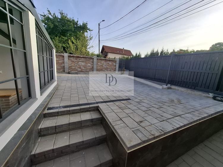 Duplex cu 3 camere cu Canalizare în Mărăști