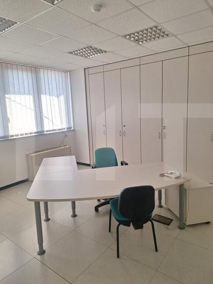 Birou, de 2,165 mp, în Lugoj