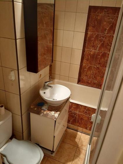 Garsonieră semidecomandată în Titan