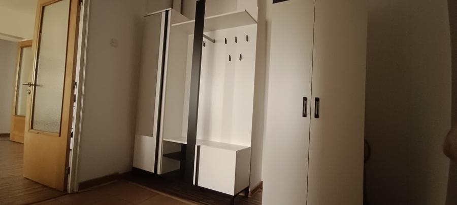 Apartament cu 2 camere semidecomandat, mobilat în 13 Septembrie
