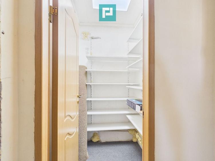 Apartament cu 3 camere decomandat în Nufărul