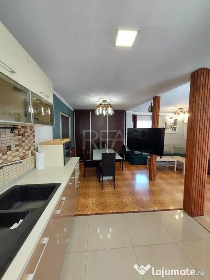 Apartament cu 3 camere semidecomandat în Vitan