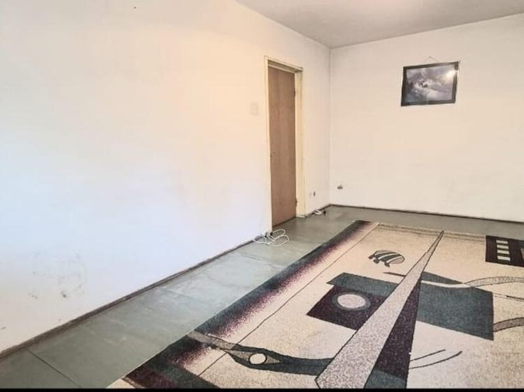 Apartament cu 2 camere decomandat în Colentina