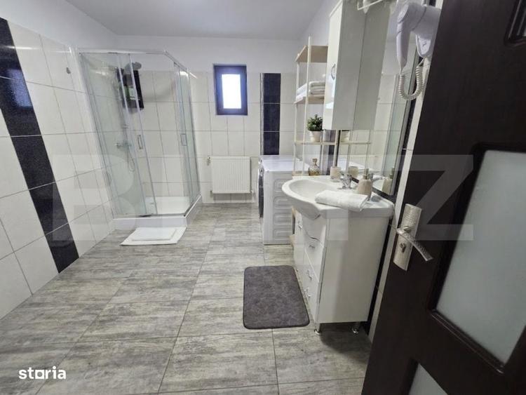 Casă cu 4 camere decomandat în Priseaca