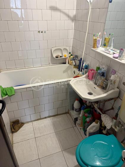Apartament cu 3 camere în Mircea cel Bătrân