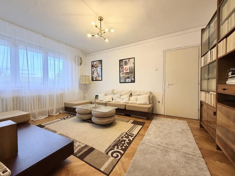 Apartament cu 2 camere semidecomandat, mobilat în Gheorgheni