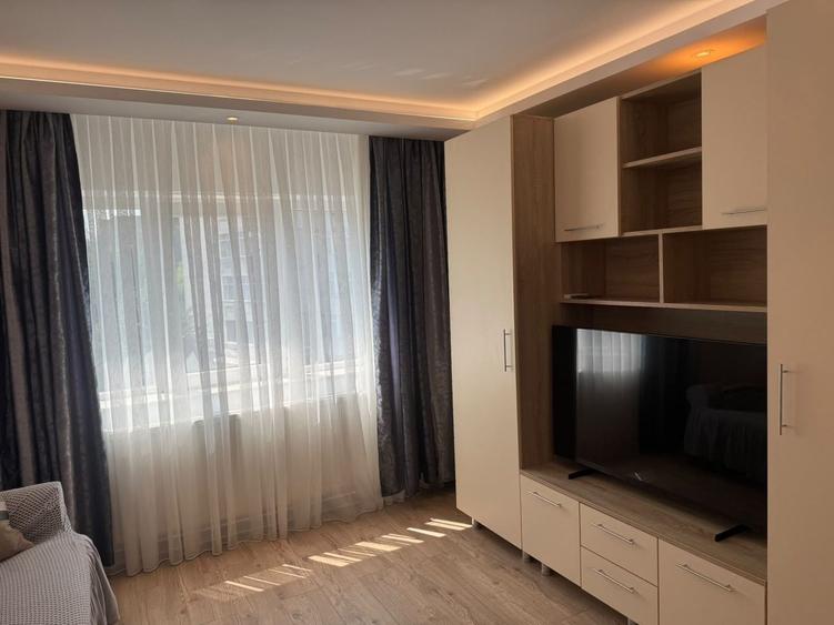 Apartament cu 3 camere în Inel II