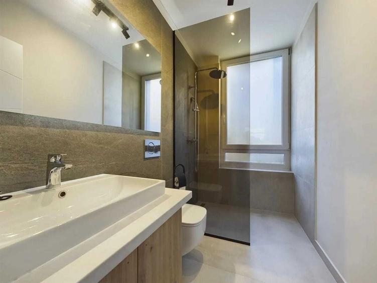 Apartament cu 2 camere decomandat în Pipera