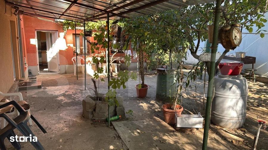 Casă cu 5 camere cu Teren 1350 Mp în Central