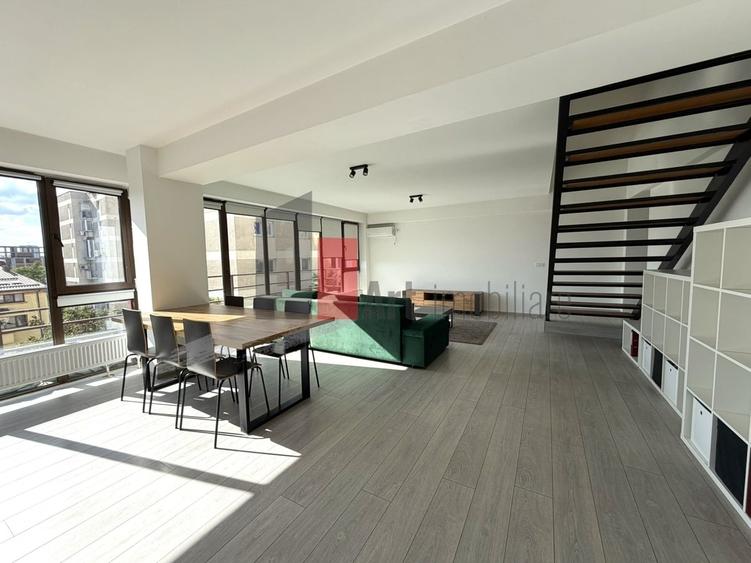 Apartament cu 3 camere decomandat, mobilat în Sud
