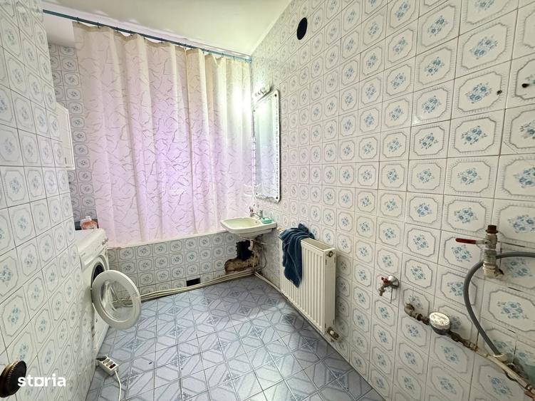 Apartament cu 3 camere decomandat în Ștefănești