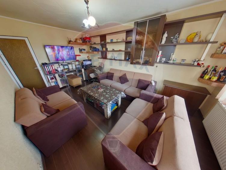 Apartament cu 3 Camere Decomandat – pe Strada George Coșbuc - 3