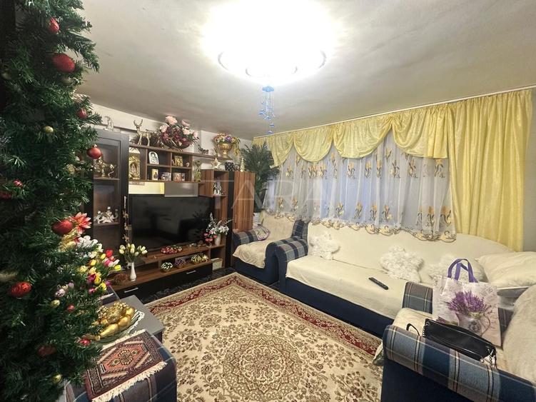 Casă individuală cu 2 camere cu Canalizare în Dâmbul Rotund