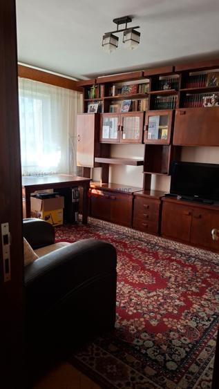 Apartament cu 2 camere decomandat în Casa de Cultură