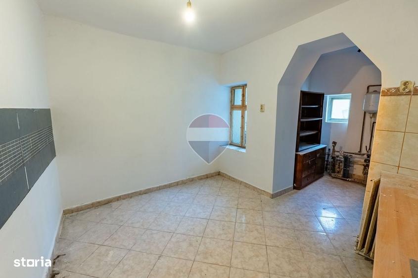 Apartament cu 3 camere în Ultracentral
