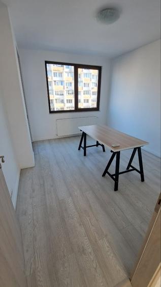 Apartament cu 3 camere decomandat în Dorobanți