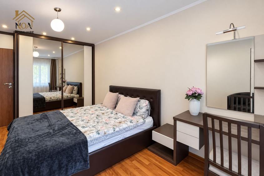 Apartament cu 3 camere decomandat în Răcădău