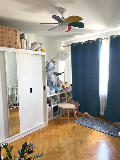 Apartament cu 3 camere decomandat în Alexandru cel Bun
