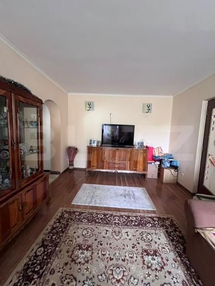 Apartament cu 2 camere semidecomandat, mobilat în Sud-Est