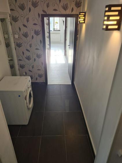 Apartament cu 4 camere semidecomandat, mobilat în Inel II