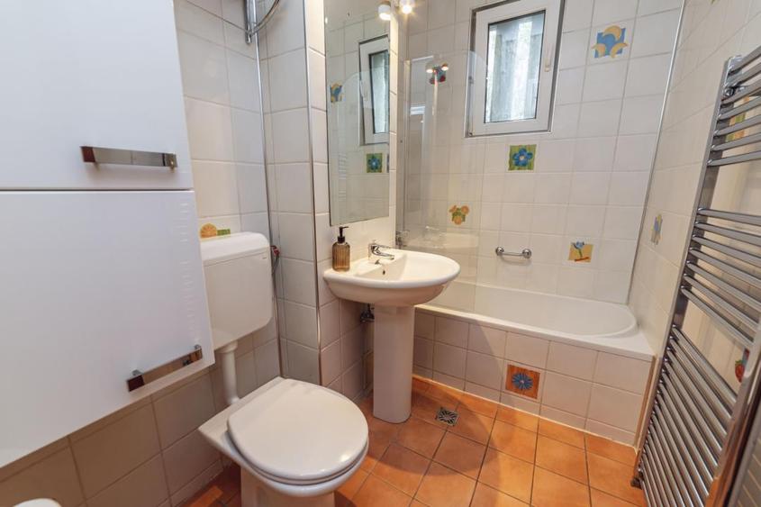 Apartament 3 camere | Petfriendly | 8 Min Metrou Dristor 1 - 15