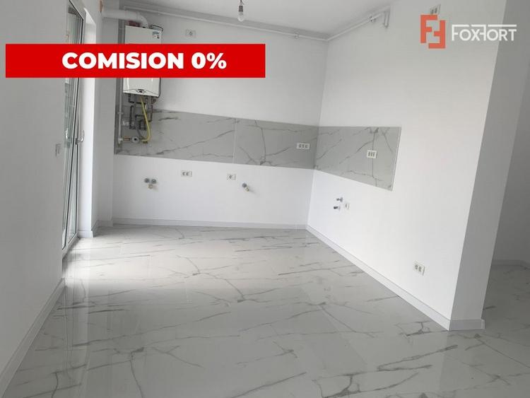Apartament cu 3 camere decomandat în Dumbrăvița
