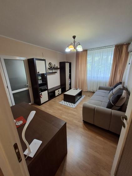 Apartament cu 2 camere în Drumul Taberei