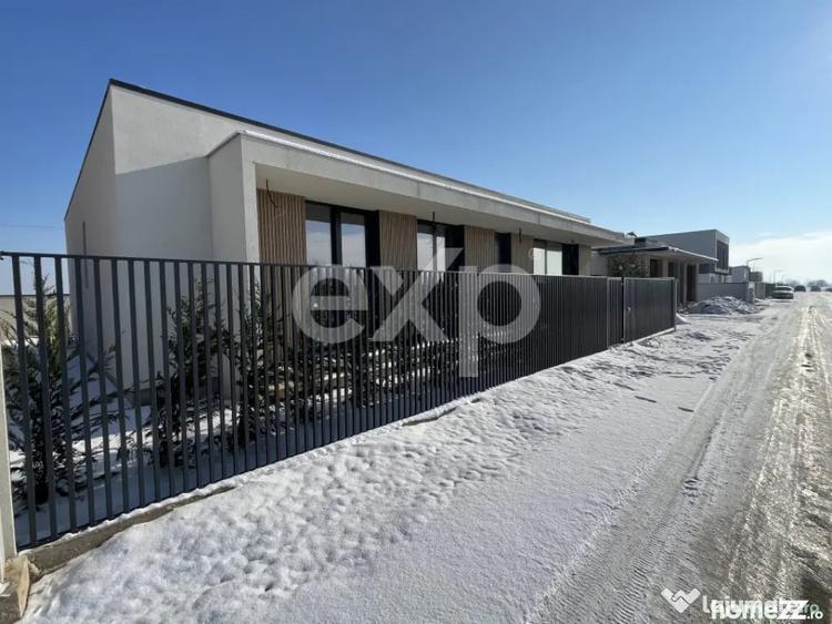 Casă cu 4 camere cu Teren 500 Mp în Balotești