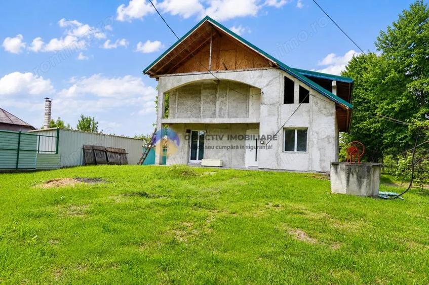 Casă cu 3 camere cu Teren 1235 Mp în Rediu