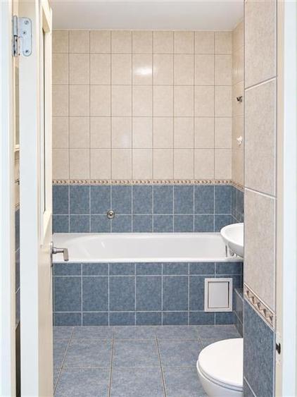 Apartament cu 2 camere decomandat în Crângași