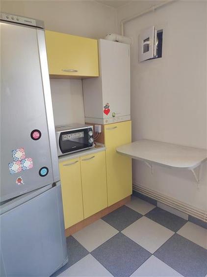 Apartament cu 2 camere semidecomandat, mobilat în Astra