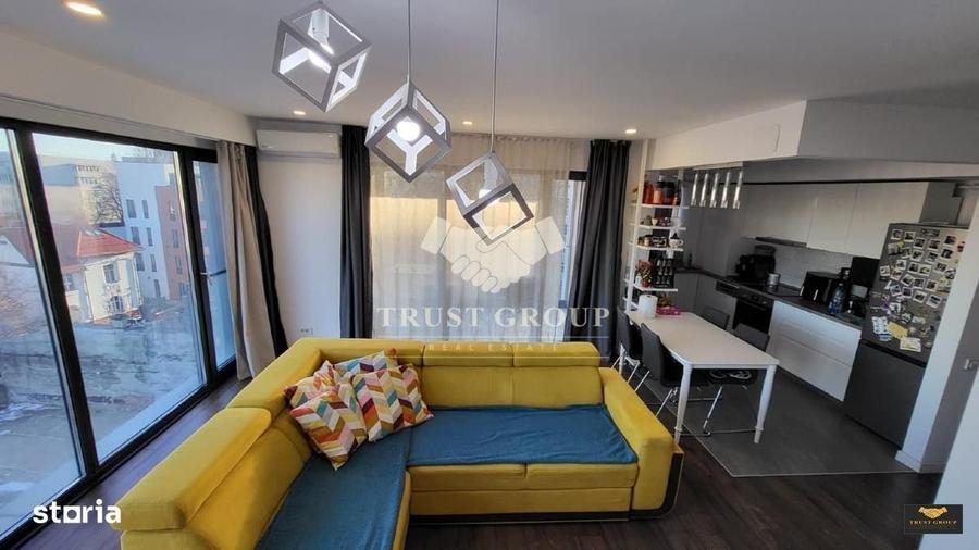 Apartament cu 3 camere în Victoriei