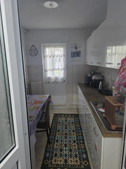 Apartament cu 2 camere decomandat în Mangalia