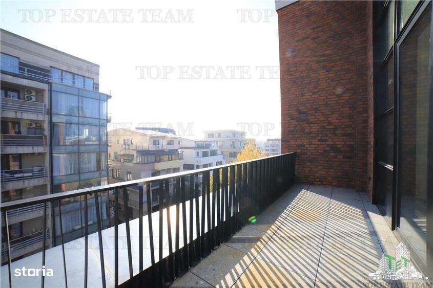 Apartament cu 4 camere în Central