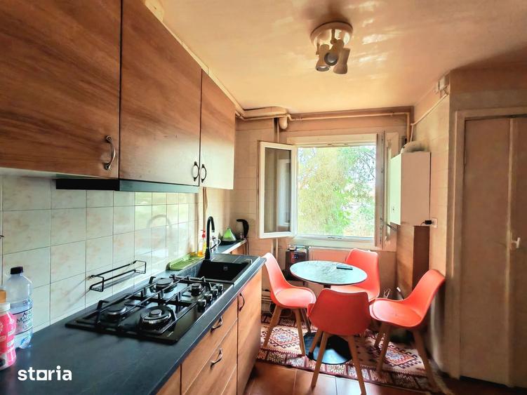 Apartament cu 3 camere semidecomandat în Olimpia-Stadion