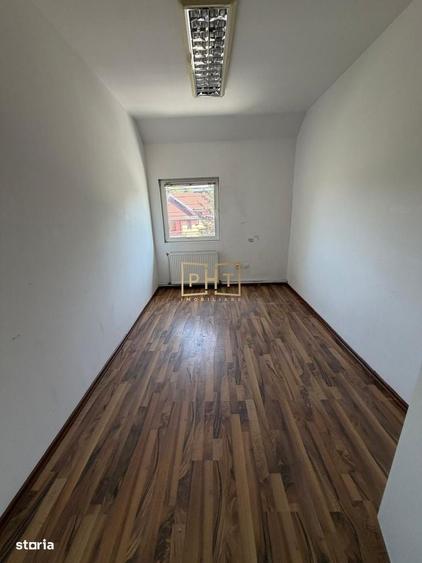 Spațiu comercial, de 180 mp, în Tăuți