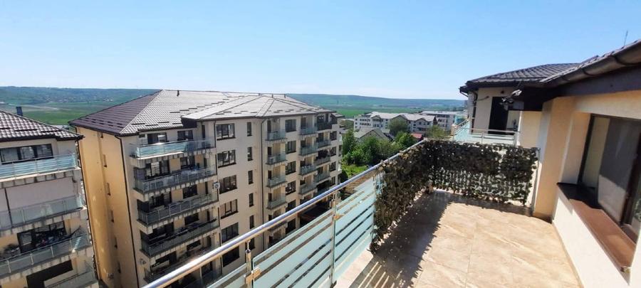 Apartament cu 3 camere semidecomandat în Valea Lupului